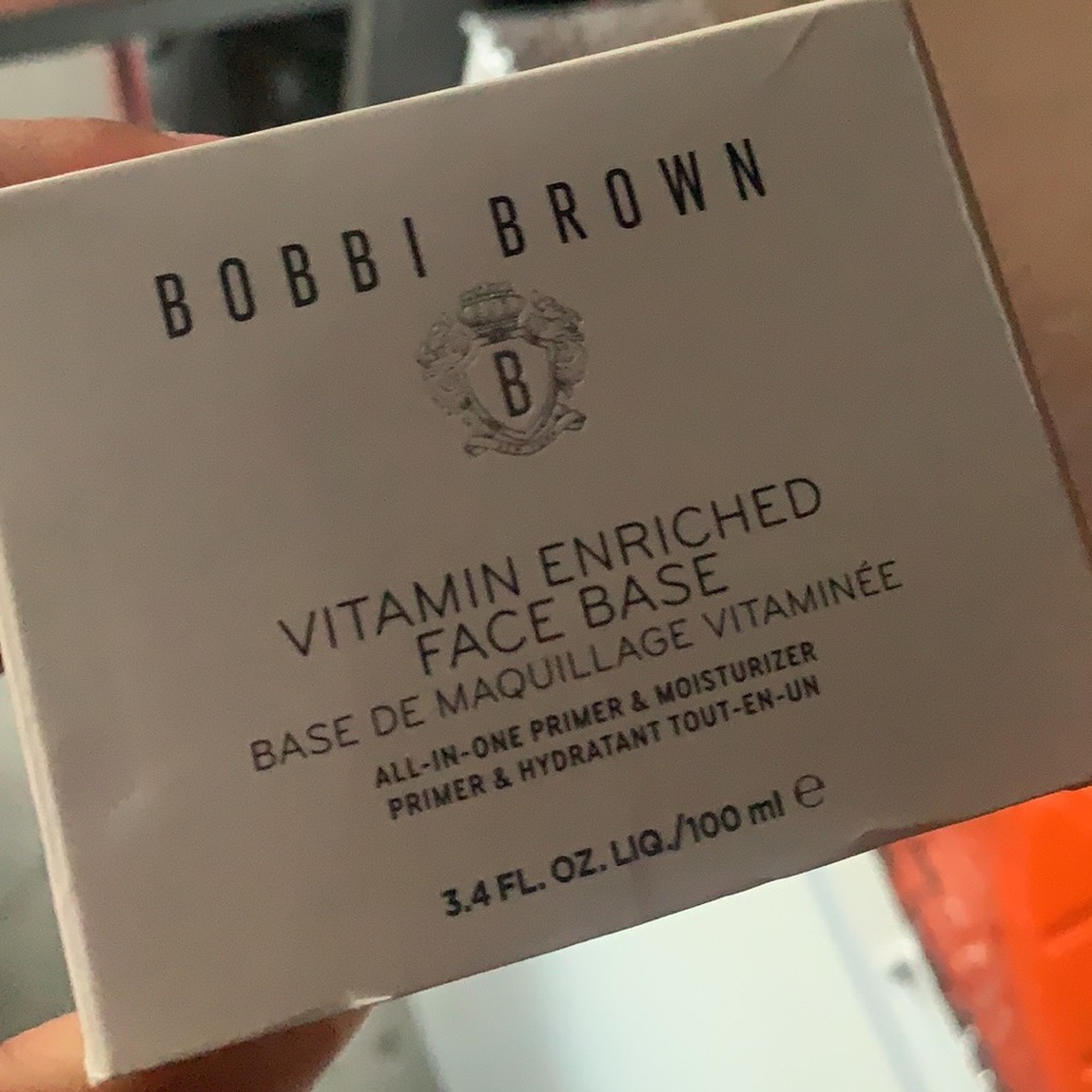 Bobbi Brown Vitamins Enriched Face Base